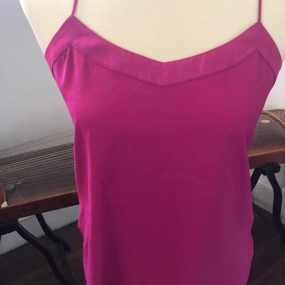 🖤🖤Magenta Express Racerback Top - Picture 3 of 5
